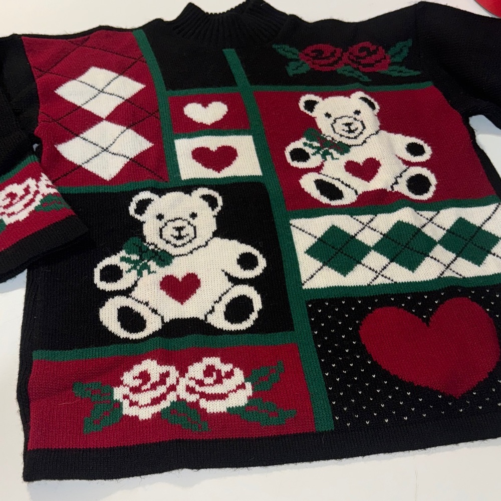 Vintage Ship’N Shore Cozy Black‎ and Red Teddy Bear Sweater